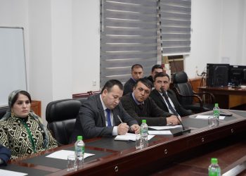 Курси омӯзишии хонишҳои сиёсӣ дар Академияи миллии илмҳои Тоҷикистон